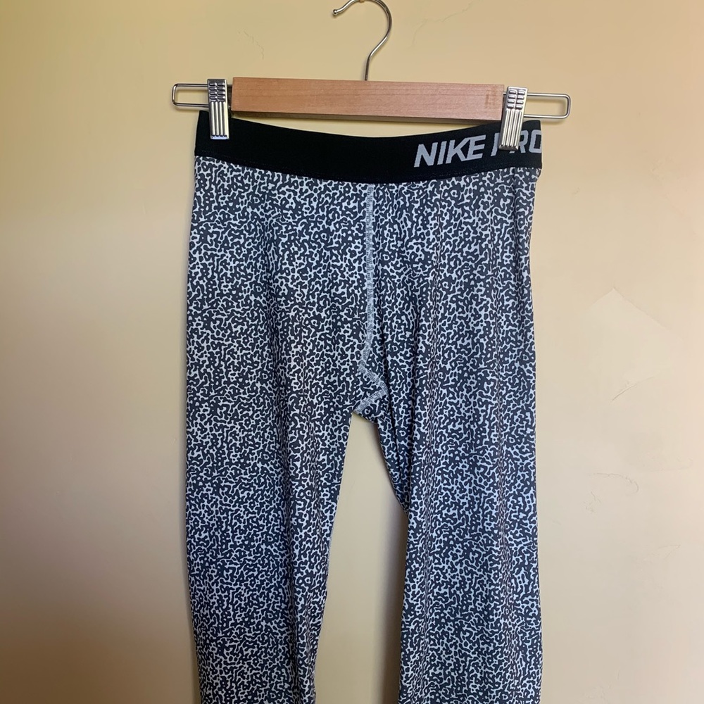 Nike Pro Capris